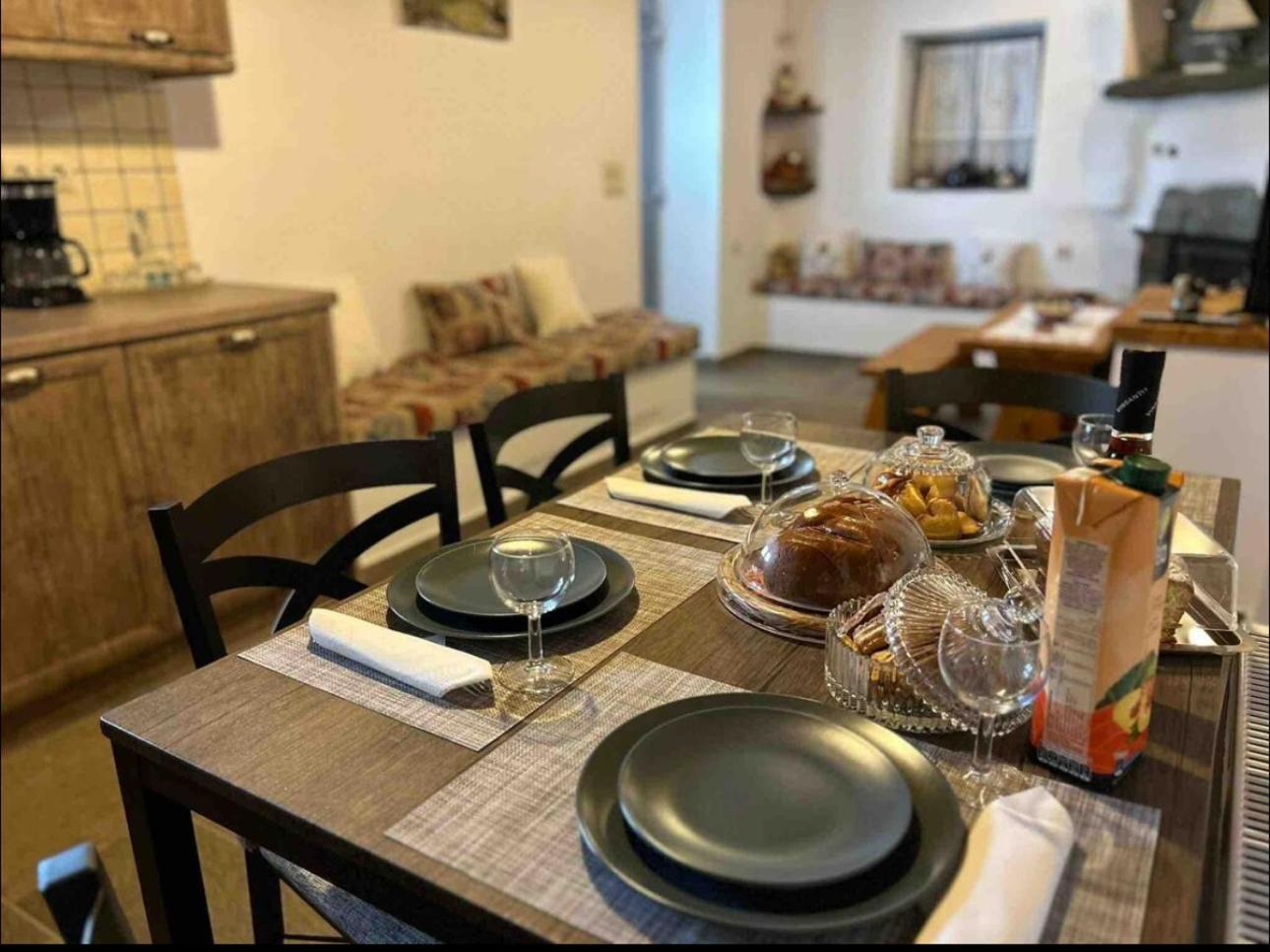 Appartement Diavrouxas House In Sifnos à Cherronisos  Extérieur photo