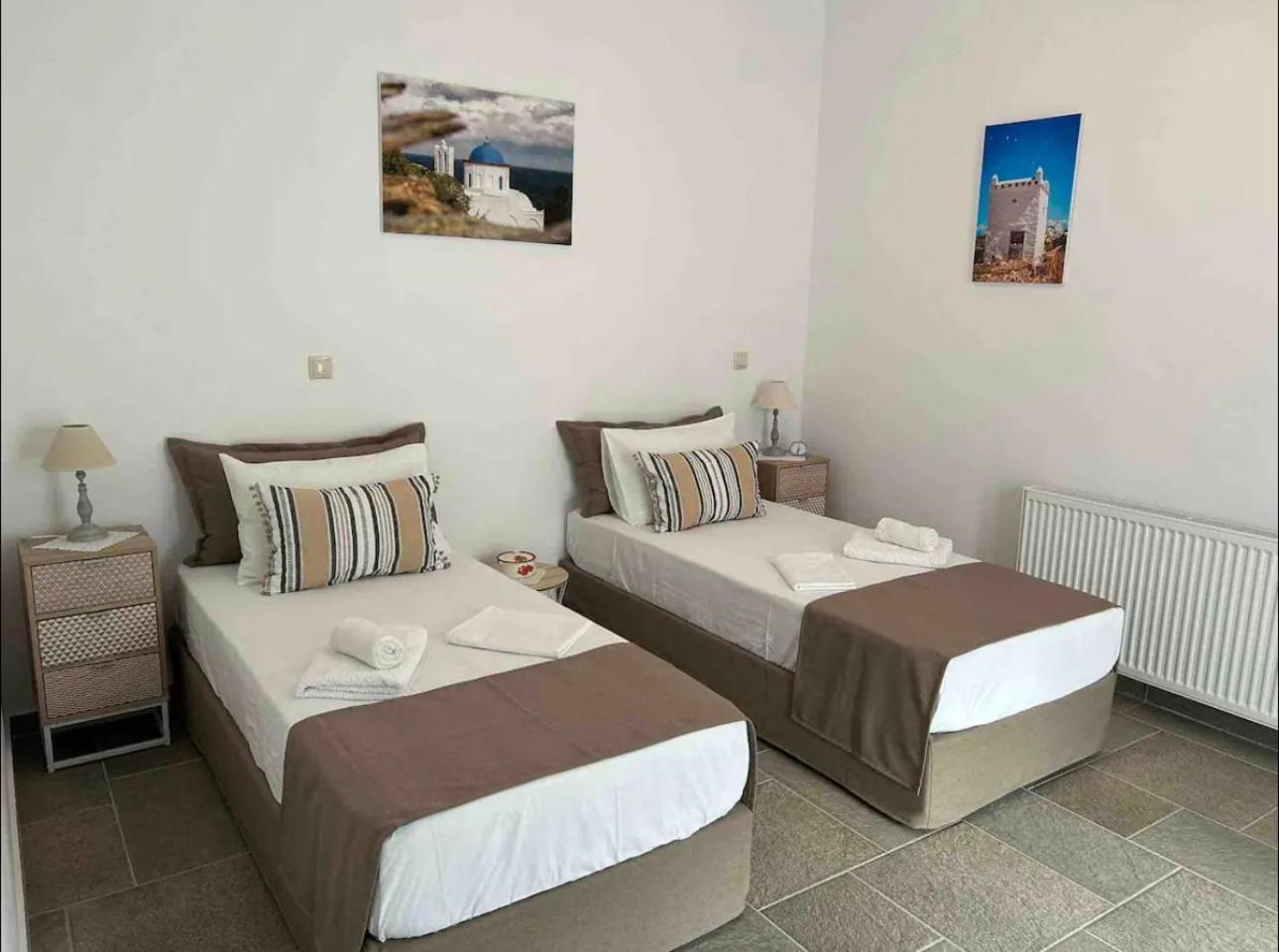 Appartement Diavrouxas House In Sifnos à Cherronisos  Extérieur photo